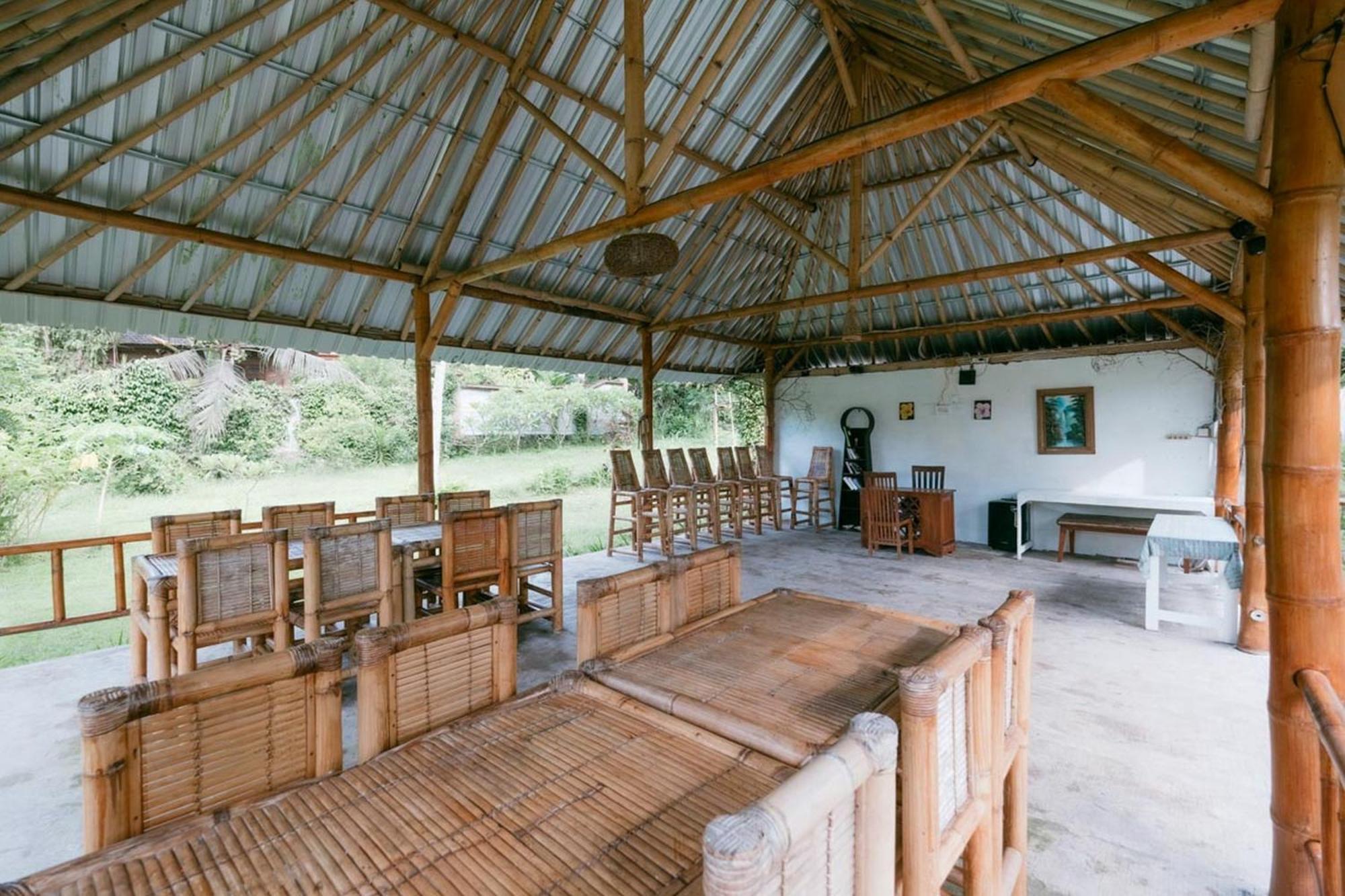 Cici Bungalow Senggigi Mangsit Екстериор снимка