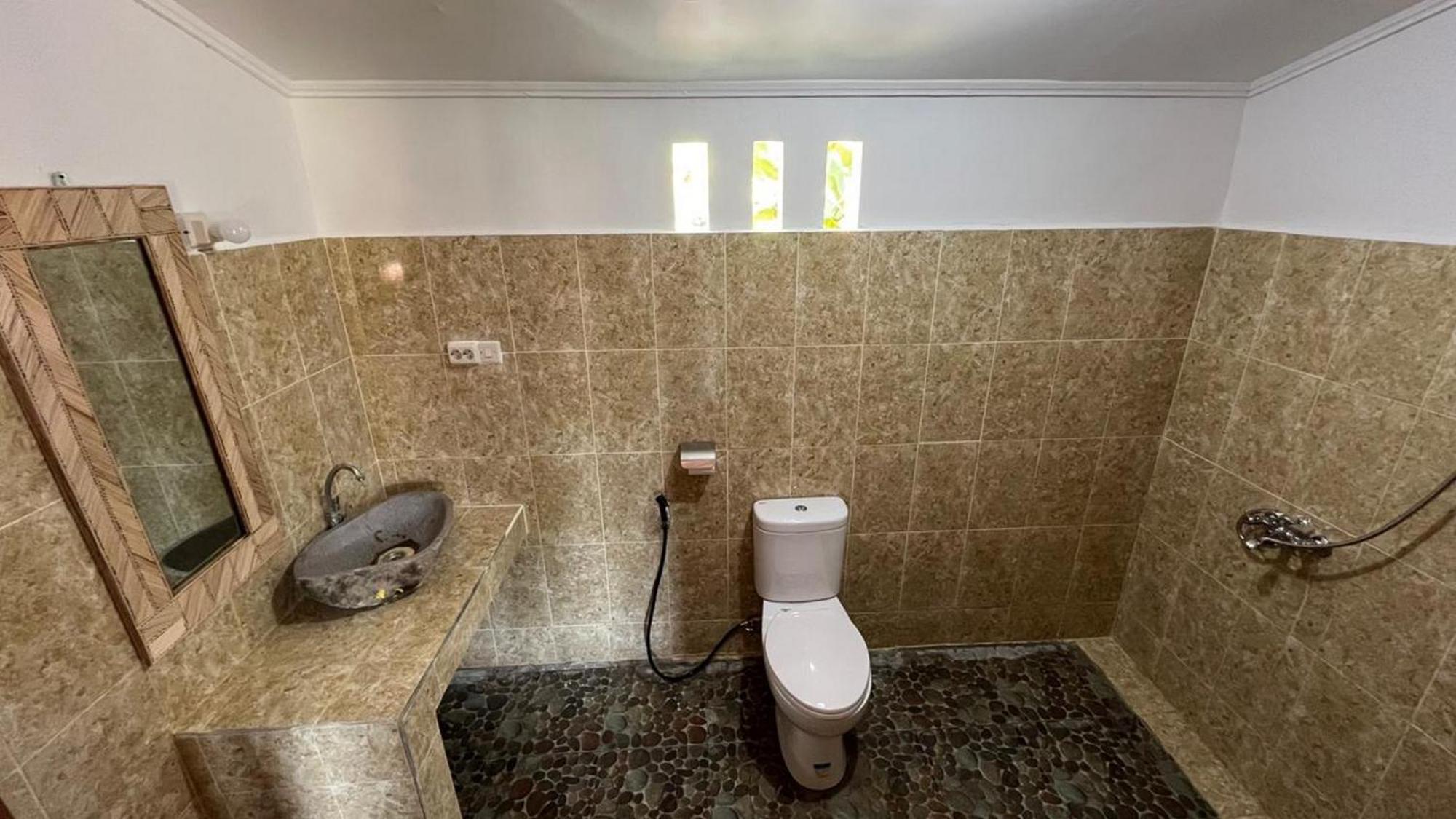 Cici Bungalow Senggigi Mangsit Екстериор снимка