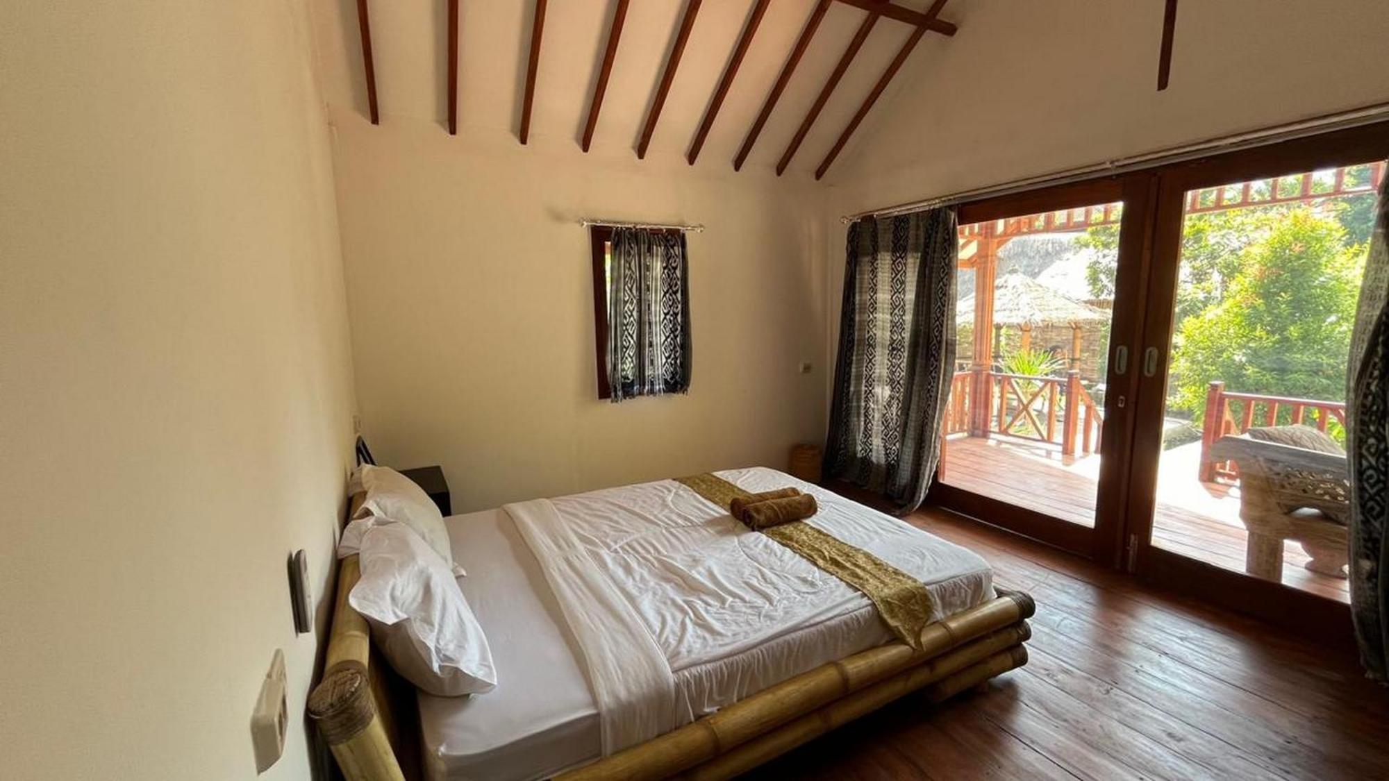 Cici Bungalow Senggigi Mangsit Екстериор снимка