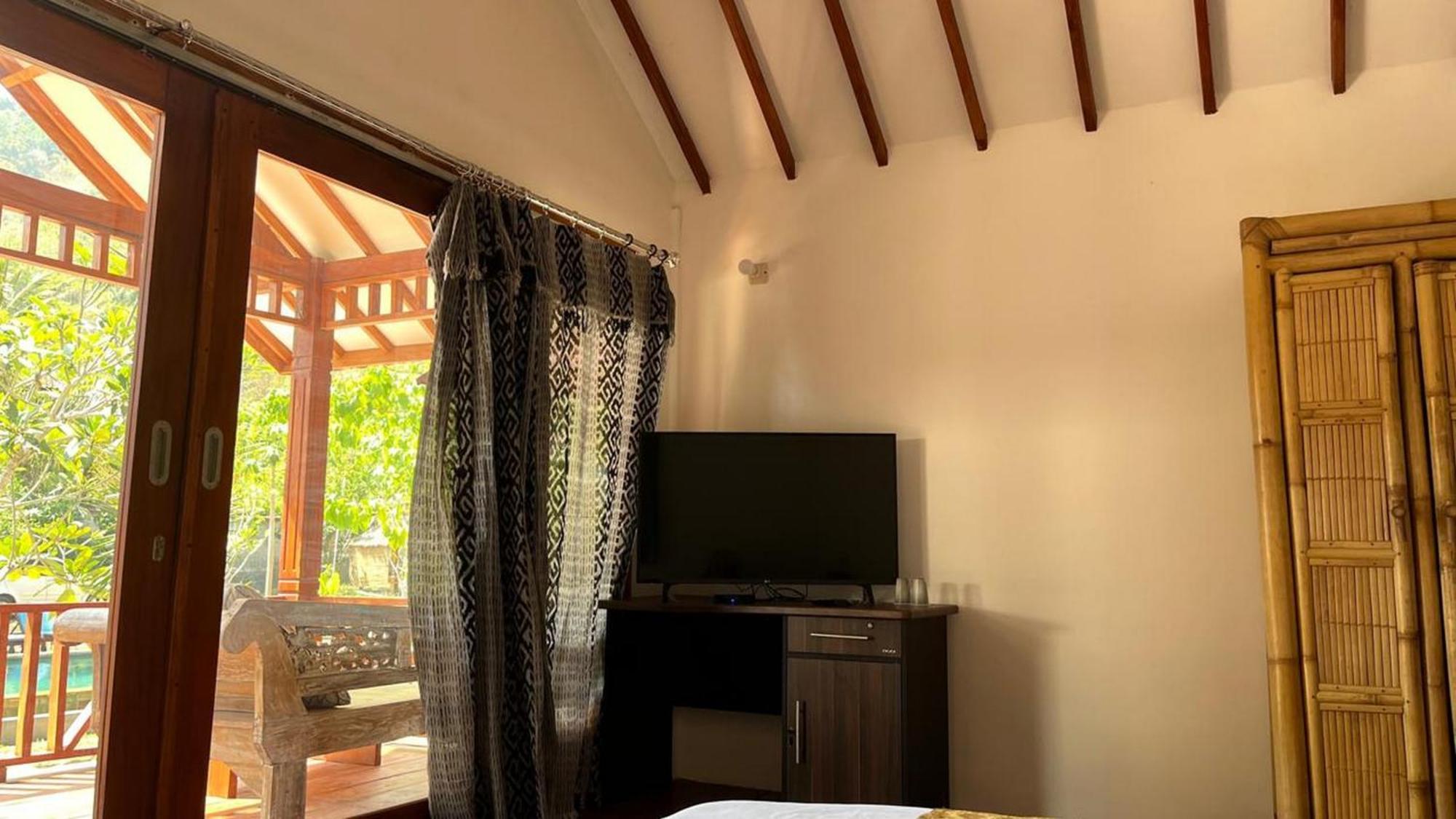 Cici Bungalow Senggigi Mangsit Екстериор снимка