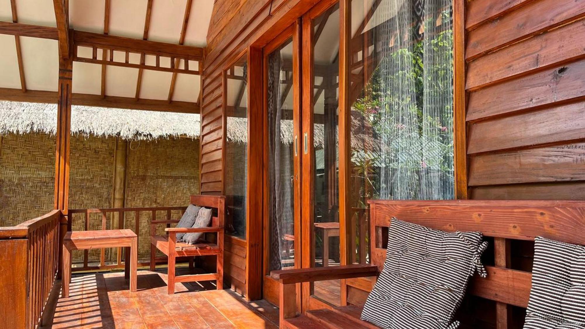 Cici Bungalow Senggigi Mangsit Екстериор снимка