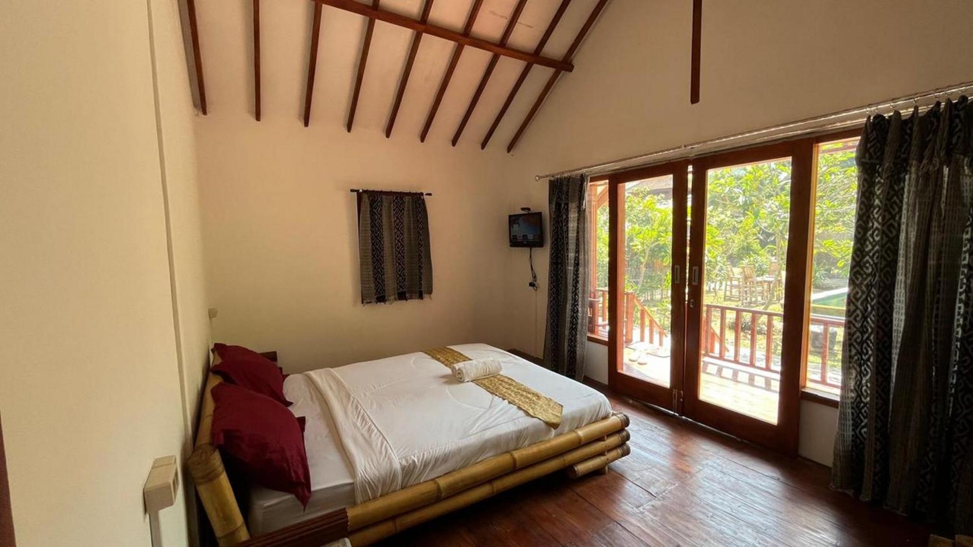Cici Bungalow Senggigi Mangsit Екстериор снимка